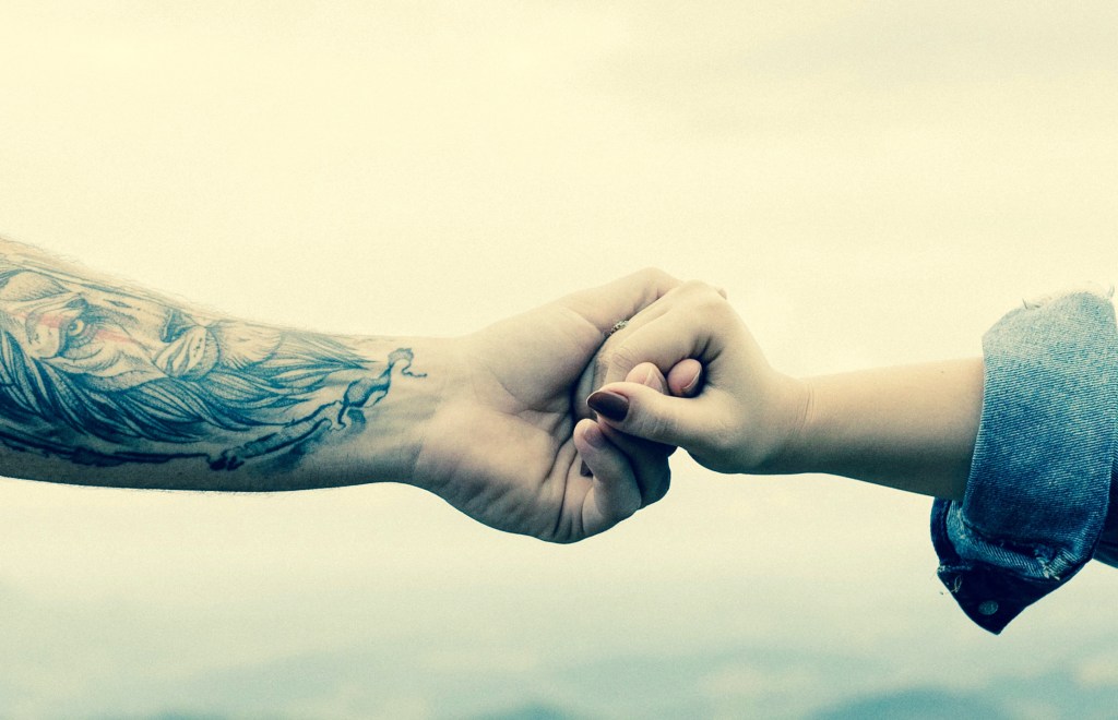 No se puede poner a disponibilidad a un policía por el solo hecho de tener un&nbsp;tatuaje